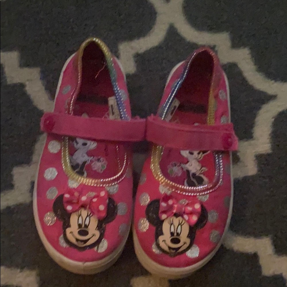 Minnie Mouse maryjane shoes